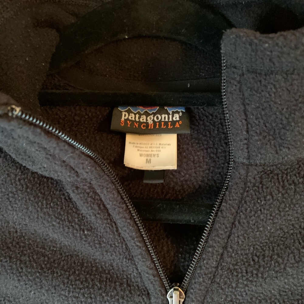 Patagonia vintage black synchilla vest - Picture 2 of 3